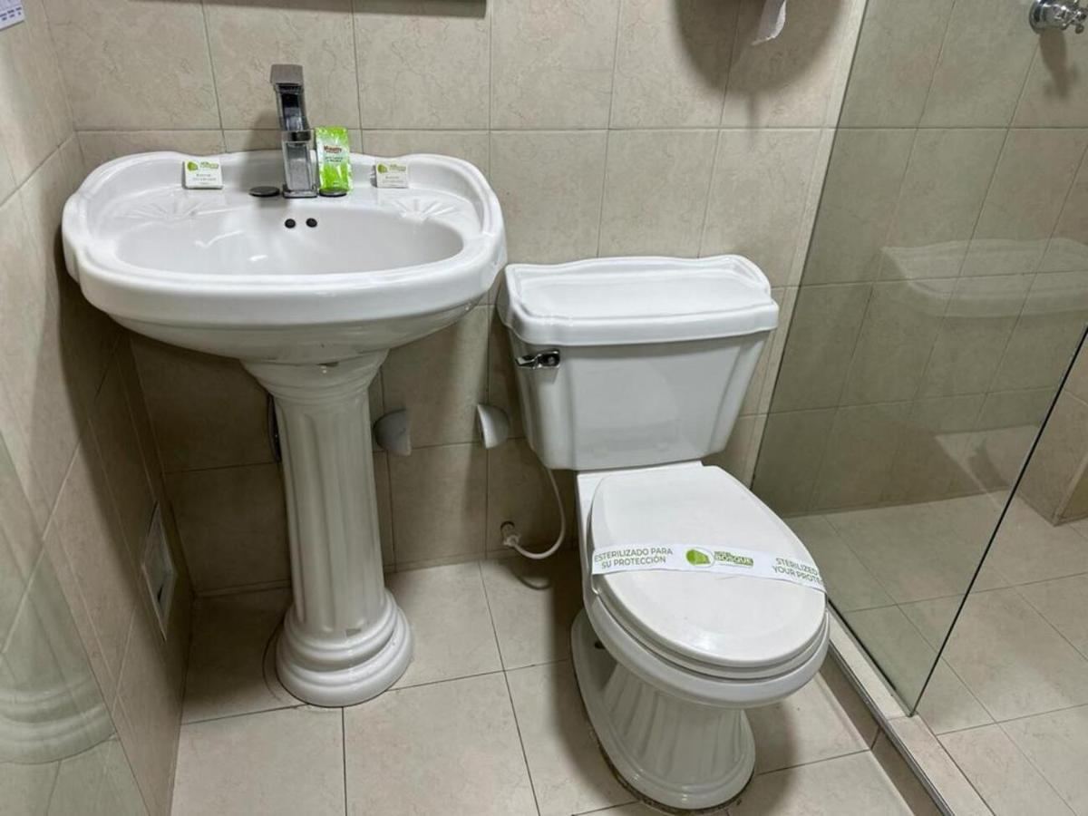 Hotel Bosque Chapinero Μπογκοτά Εξωτερικό φωτογραφία