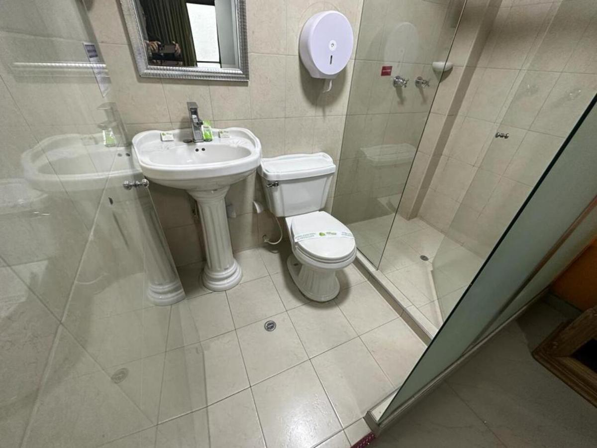 Hotel Bosque Chapinero Μπογκοτά Εξωτερικό φωτογραφία