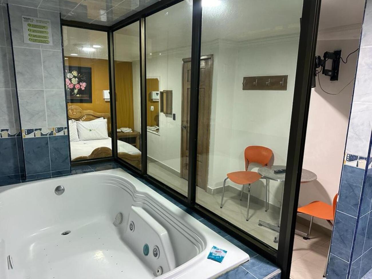 Hotel Bosque Chapinero Μπογκοτά Εξωτερικό φωτογραφία